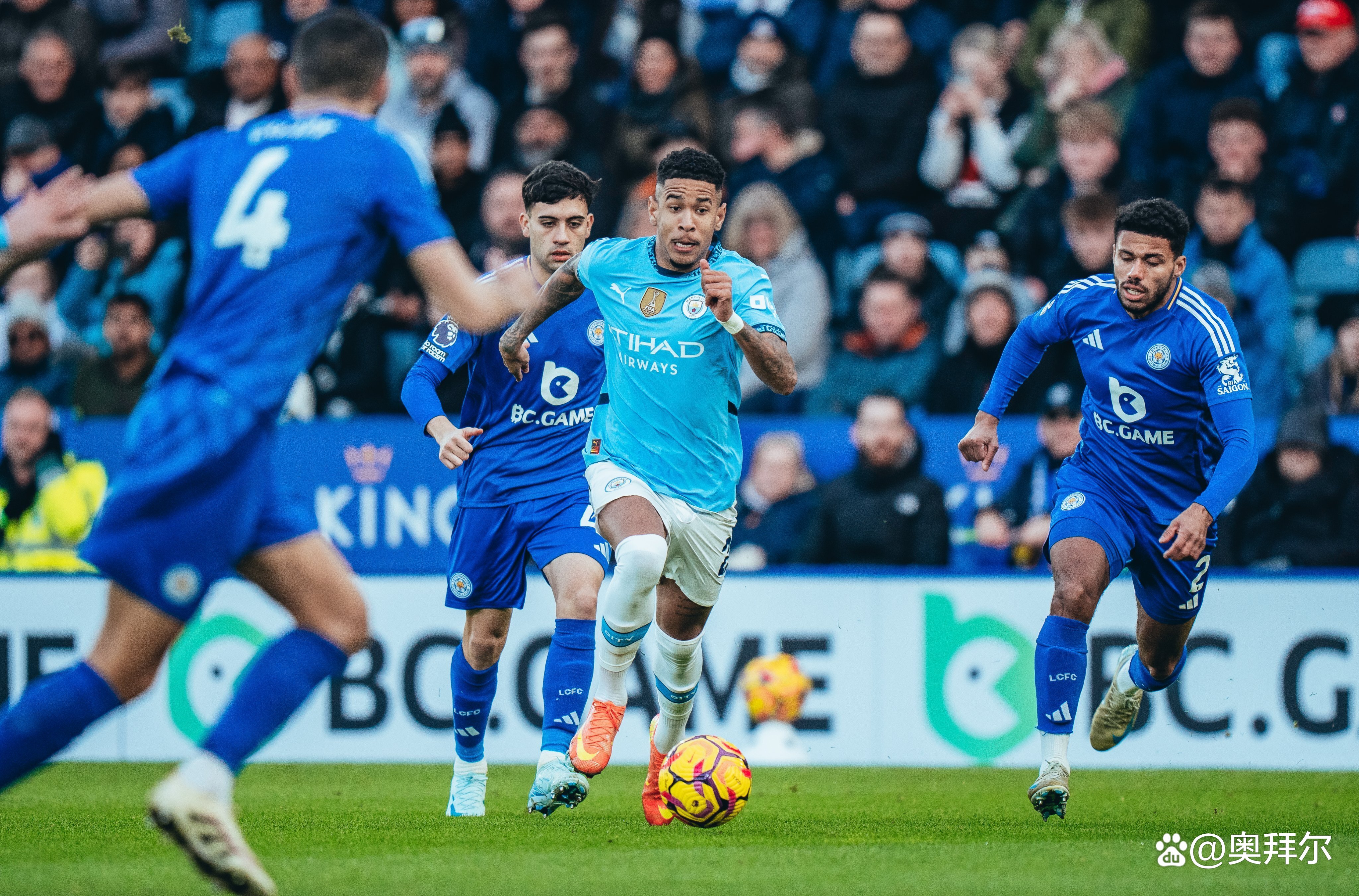 爱游戏在线登录-包含曼城主场轻松击败对手，雄心百倍冲击联赛的词条