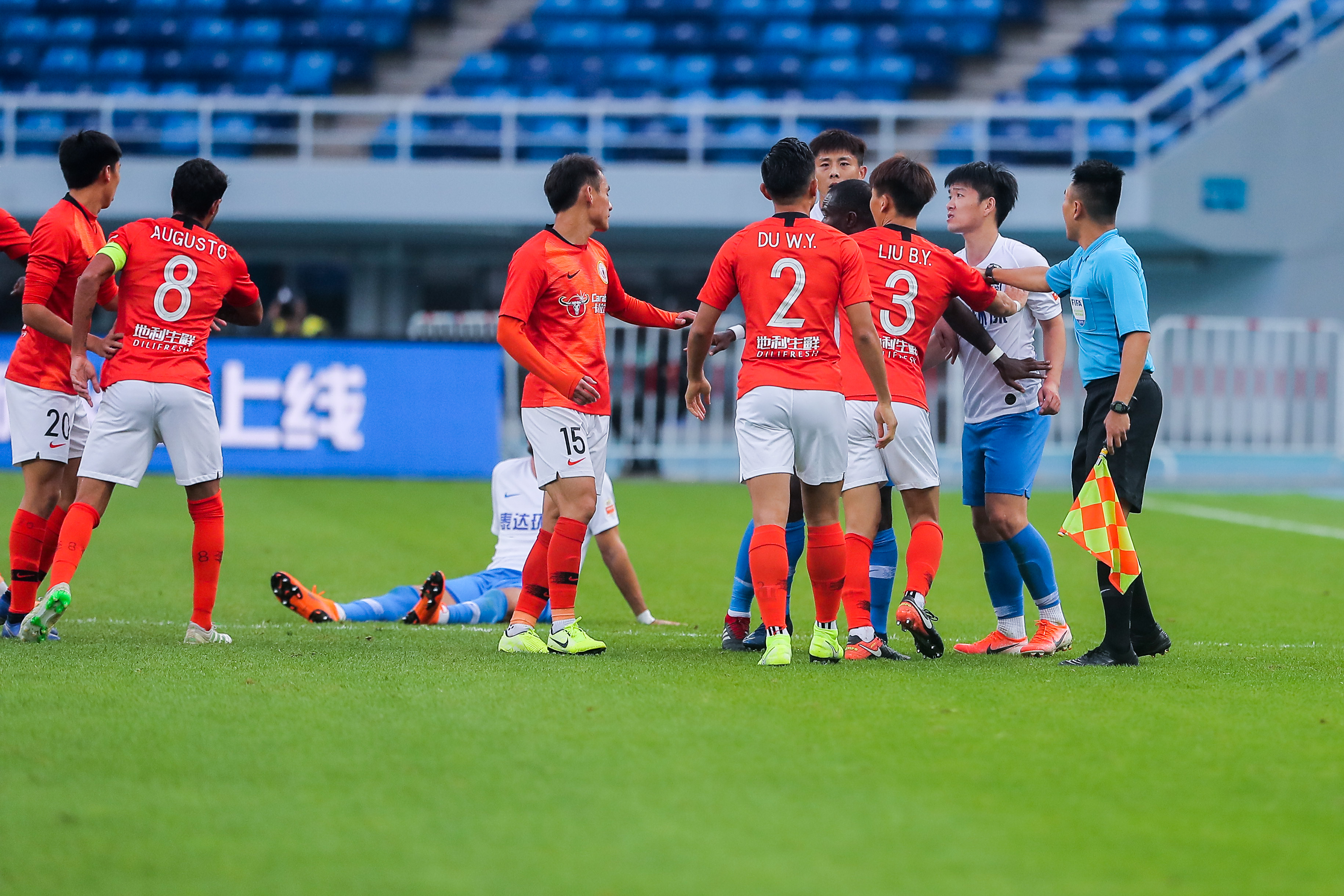 北京人和客场击败天津权健,全力保级 北京人和客场击败天津权健,全力保级