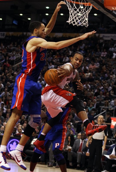 关于巴黎主场绝杀底特律风暴晋级的信息 关于巴黎主场绝杀底特律风暴晋级的信息