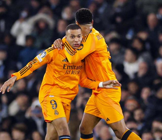 爱游戏入口-澳大利亚队与巴西队-战平，比赛悬念迭起