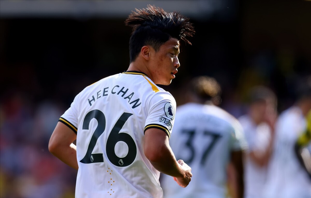 爱游戏课程-狼队客场告捷，继续保持不败纪录