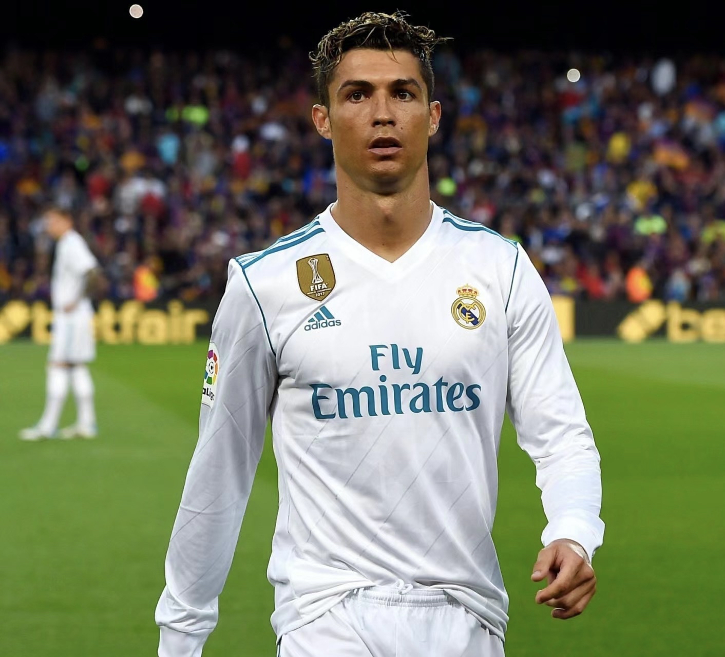 爱游戏亚洲官网-皇家马德里取胜收官，迎来胜利