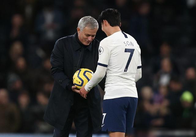 包含汉诺威遭受惨败,需迅速调整的词条 包含汉诺威遭受惨败,需迅速调整的词条