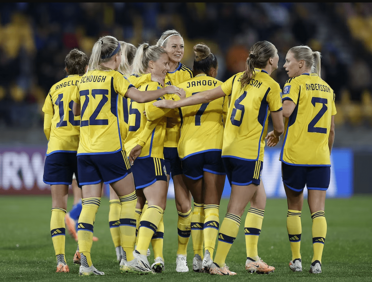 爱游戏竞技-阿根廷女足表现出色，逐步崛起