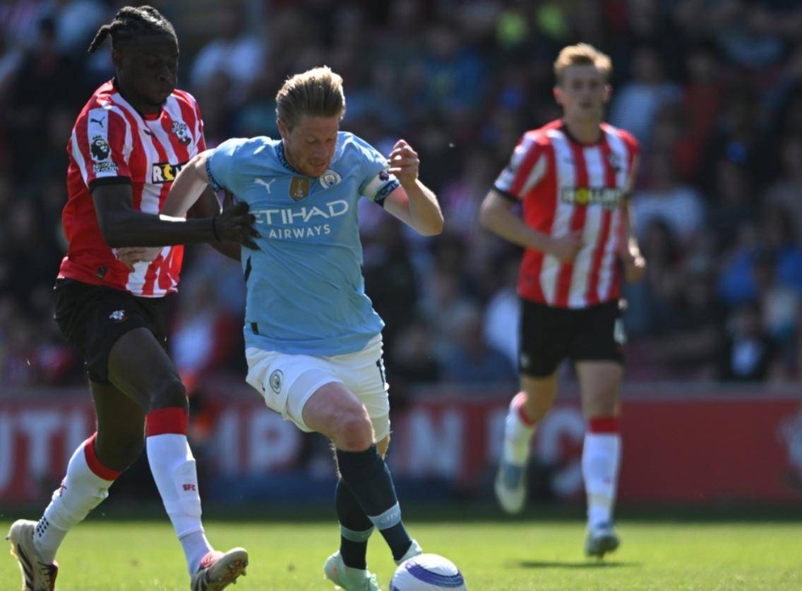 爱游戏网页版登录入口-曼城主场大胜南安普顿，继续保持不败纪录的简单介绍