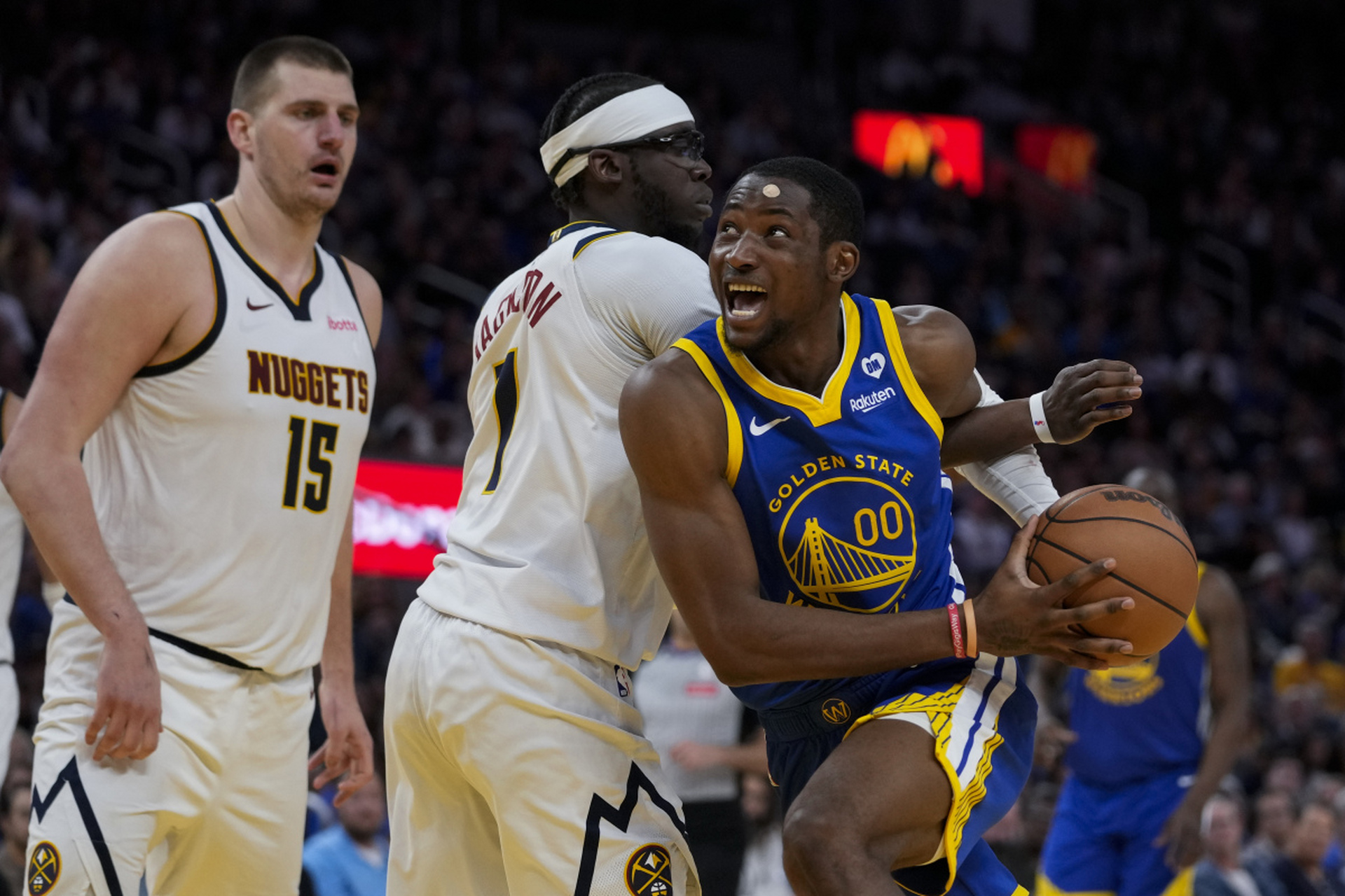 关于猛龙队大胜掘金队,迎来三连胜的信息 关于猛龙队大胜掘金队,迎来三连胜的信息