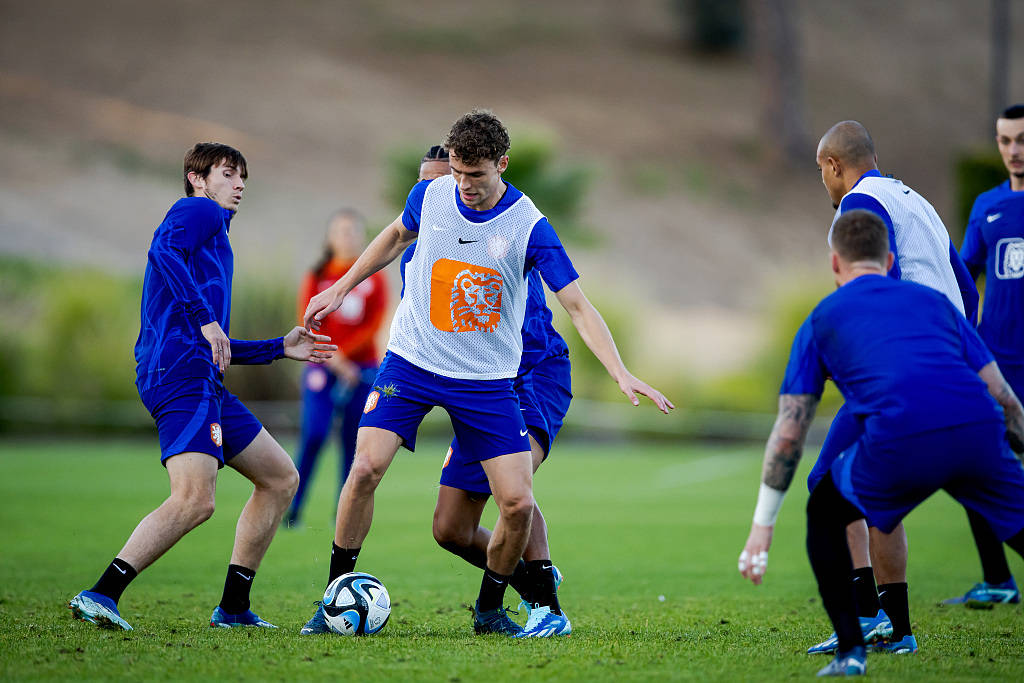 爱游戏培训-包含荷兰队再胜克罗地亚，欧洲杯预选赛一路高歌的词条