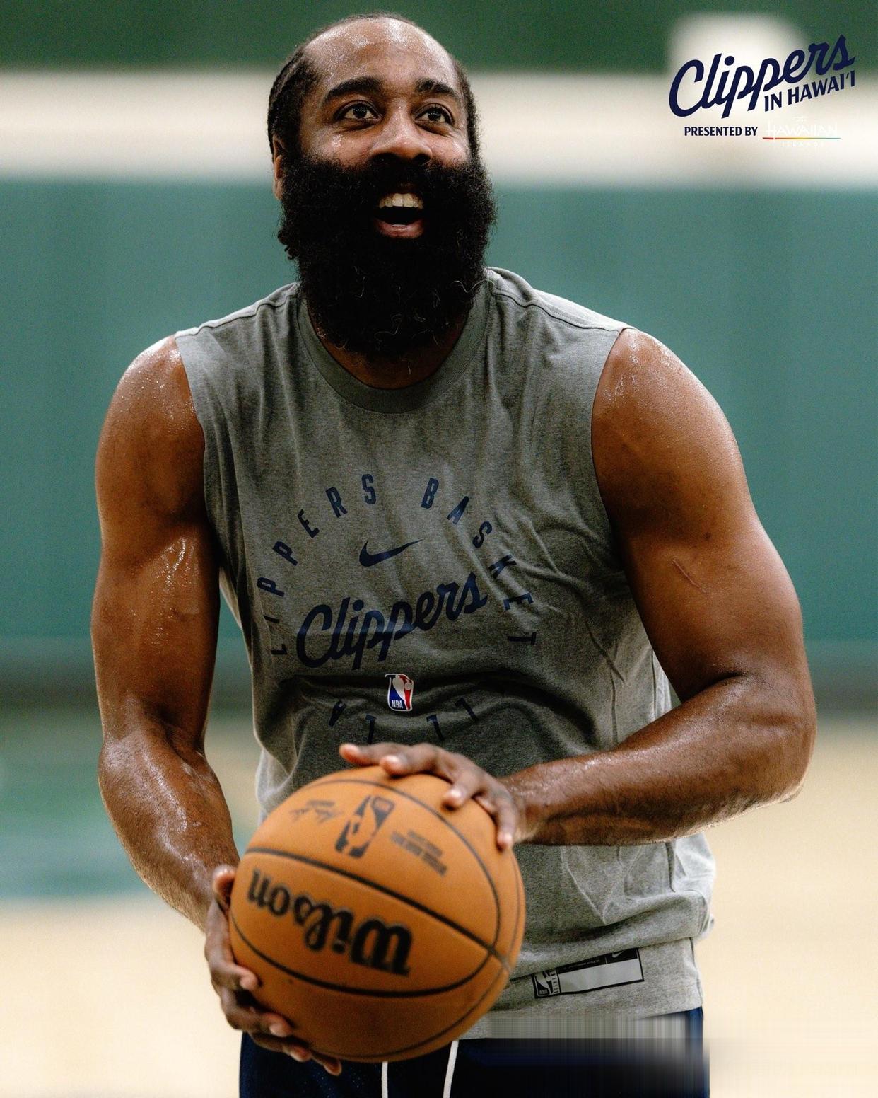 曼巴精神延续!洛杉矶快船队传奇球员回归 曼巴精神延续!洛杉矶快船队传奇球员回归